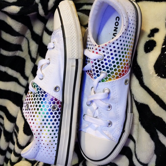 Converse - Picture 2 of 2
